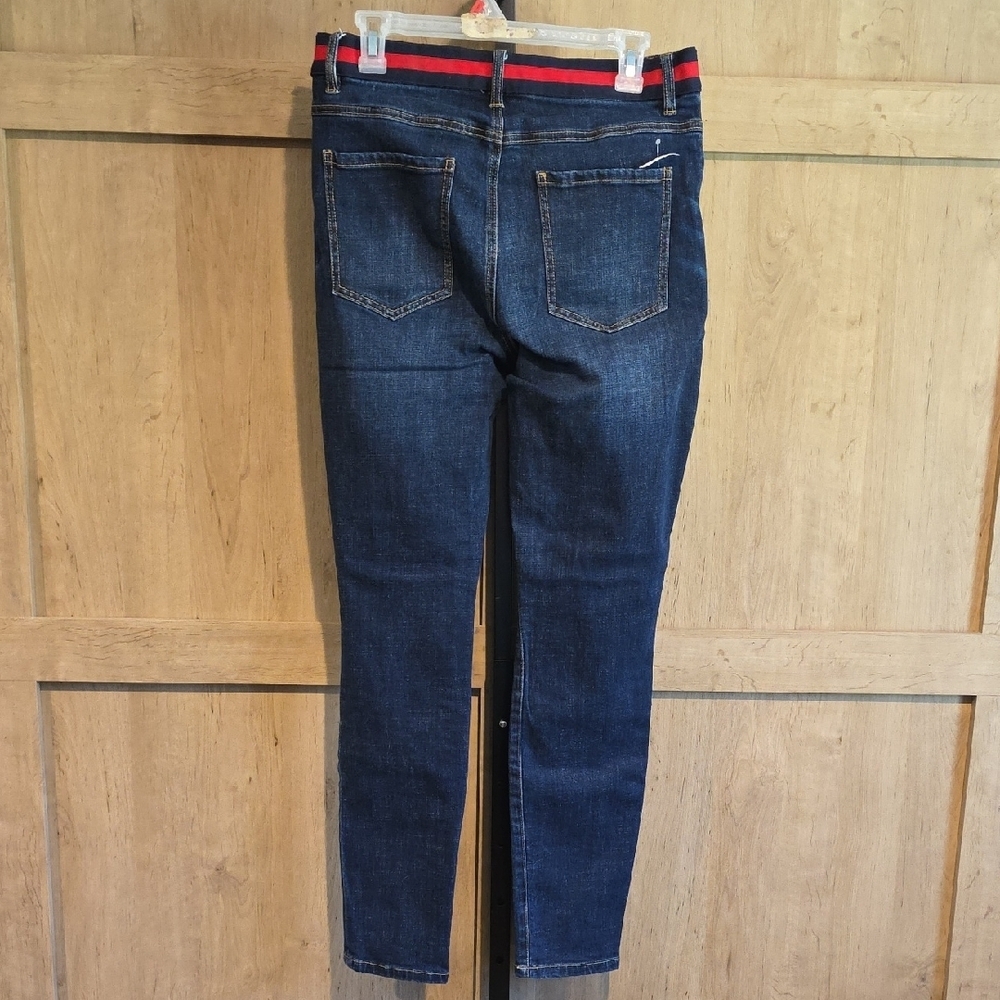 (J60) CAbi High Rise Dark Blue Jeans with Red Accents Sz 10 - Picture 5 of 7